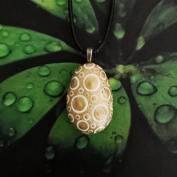 Hand Painted Dot Art Pendant. Gold with Parchment and Gold Spheres - Picture 12 of 16